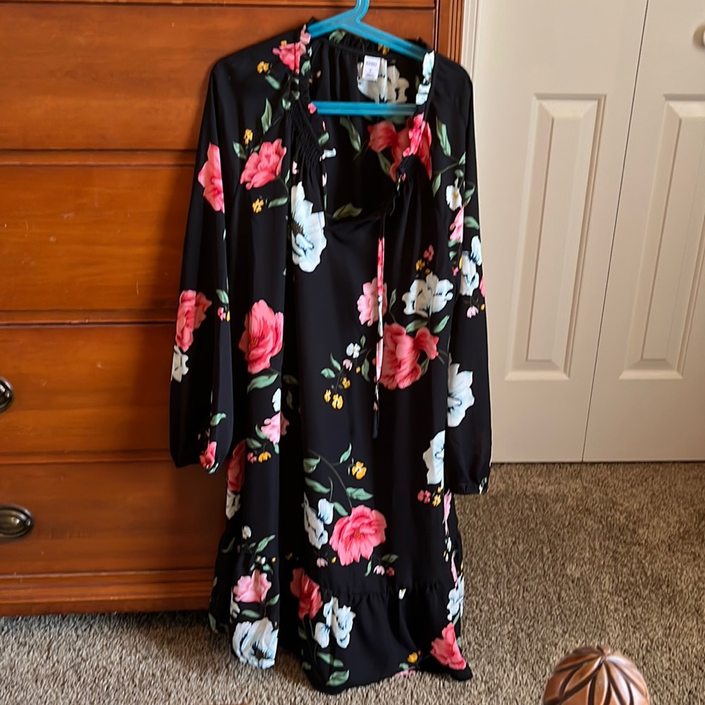 Floral ON 3/4 sleeve dress